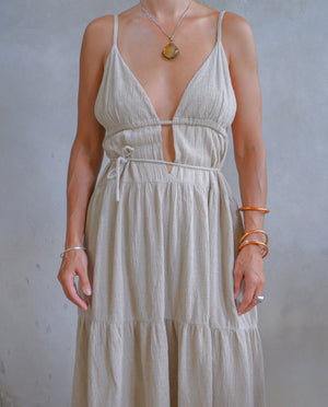Farah Dress - Elegance in Simplicity