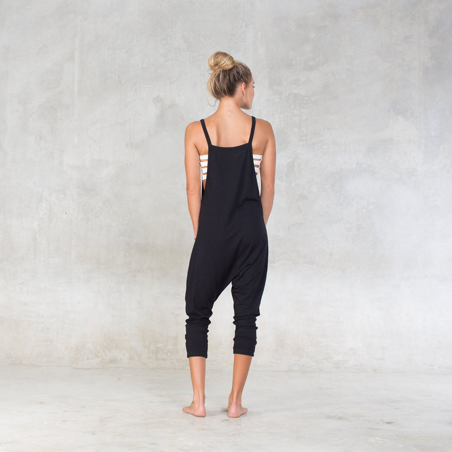 Very soft and comfortable slip-on harem jumpsuit. Perfect for yoga & dance class, or simply lounging around the house. Bamboo Lycra (90% Certified Oeko-tex Bamboo / 10% Lycra). Slow, eco-friendly and sustainable fashion. 